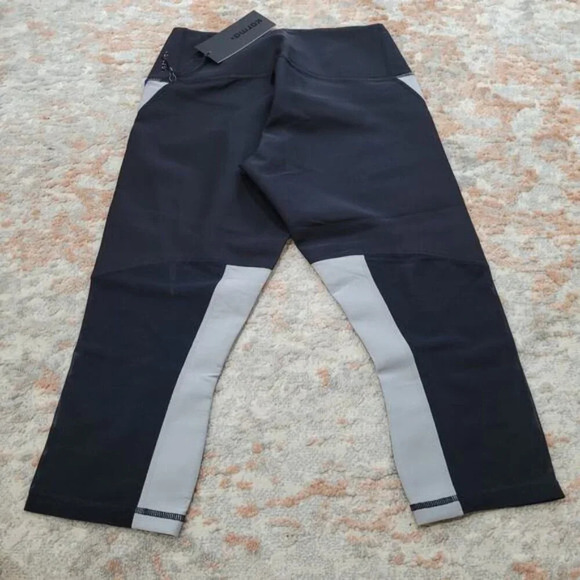 Karma Camille Crop Legging in Surge Blue - Size Large - Picture 3 of 9